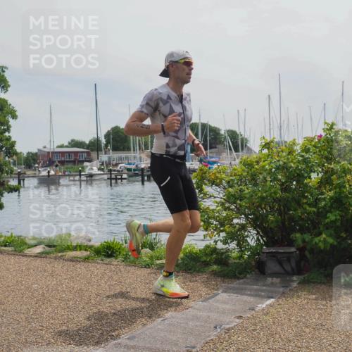 22.06.2025 - Viking Triathlon KatJ http://msf.ph/oto/8113416 22.06.2025 12:50:54 Laufen 485 meine-sportfotos.de