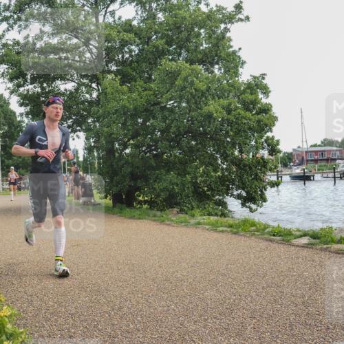 22.06.2025 - Viking Triathlon KatJ http://msf.ph/oto/8113421 22.06.2025 13:23:06 Laufen 526 meine-sportfotos.de
