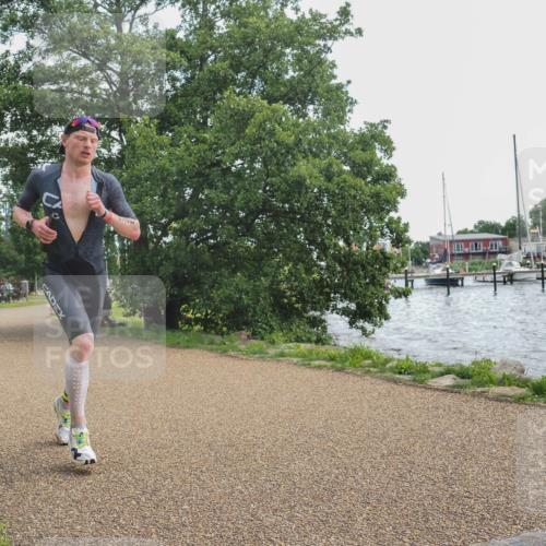22.06.2025 - Viking Triathlon KatJ http://msf.ph/oto/8113448 22.06.2025 13:23:06 Laufen 526 meine-sportfotos.de