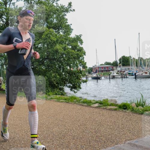 22.06.2025 - Viking Triathlon KatJ http://msf.ph/oto/8113476 22.06.2025 13:23:07 Laufen 526 meine-sportfotos.de