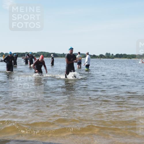 22.06.2025 - Viking Triathlon KatJ http://msf.ph/oto/8113508 22.06.2025 10:41:18 Schwimmen 54, 94, 314, 376, 390, 496, 631 meine-sportfotos.de