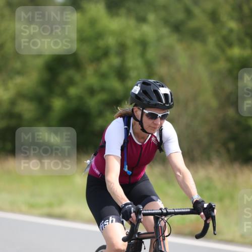 22.06.2025 - Viking Triathlon Yannick Fuchs http://msf.ph/oto/8113519 22.06.2025 11:38:36 Radfahren 68, 103, 249, 315, 374, 483 meine-sportfotos.de