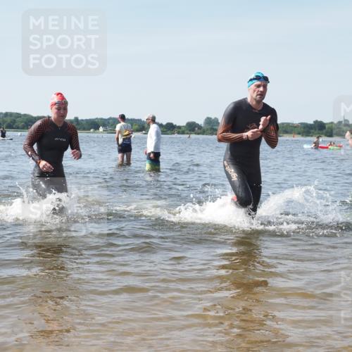 22.06.2025 - Viking Triathlon KatJ http://msf.ph/oto/8113545 22.06.2025 10:41:19 Schwimmen 54, 94, 314, 376, 390, 631 meine-sportfotos.de