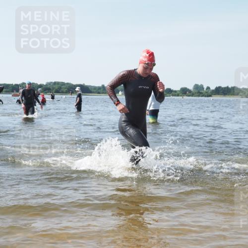 22.06.2025 - Viking Triathlon KatJ http://msf.ph/oto/8113580 22.06.2025 10:41:20 Schwimmen 54, 94, 314, 376, 390, 631 meine-sportfotos.de
