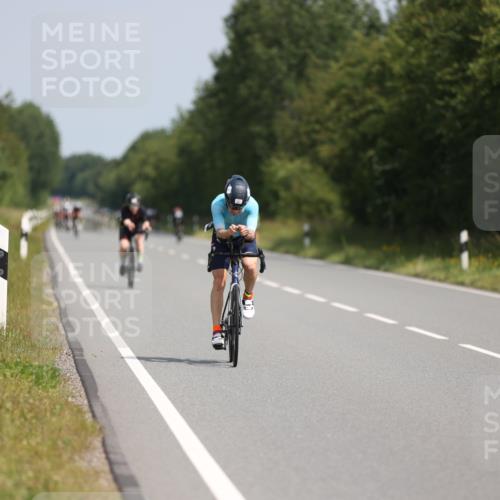22.06.2025 - Viking Triathlon Yannick Fuchs http://msf.ph/oto/8113599 22.06.2025 11:38:40 Radfahren 68, 240, 249, 374, 483 meine-sportfotos.de