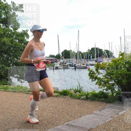 22.06.2025 - Viking Triathlon KatJ http://msf.ph/oto/8113617 22.06.2025 13:23:13 Laufen 17, 603 meine-sportfotos.de