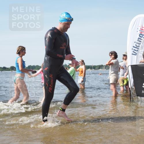 22.06.2025 - Viking Triathlon KatJ http://msf.ph/oto/8113658 22.06.2025 10:41:27 Schwimmen 54, 94, 376, 390, 505 meine-sportfotos.de