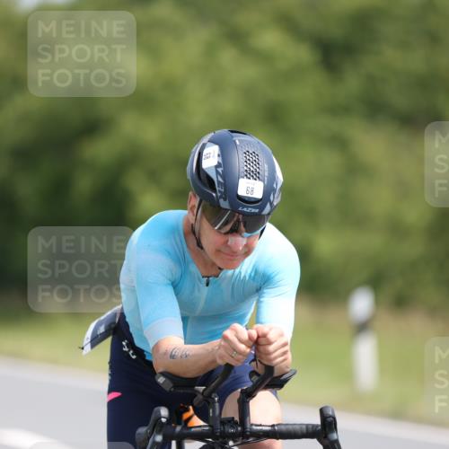 22.06.2025 - Viking Triathlon Yannick Fuchs http://msf.ph/oto/8113668 22.06.2025 11:38:43 Radfahren 68, 240, 483 meine-sportfotos.de