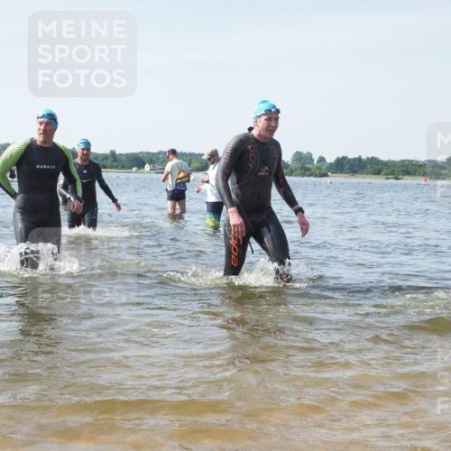 22.06.2025 - Viking Triathlon KatJ http://msf.ph/oto/8113674 22.06.2025 10:41:29 Schwimmen 54, 94, 220, 376, 390, 505 meine-sportfotos.de