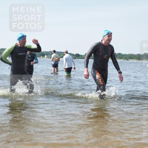 22.06.2025 - Viking Triathlon KatJ http://msf.ph/oto/8113689 22.06.2025 10:41:30 Schwimmen 54, 94, 194, 220, 376, 390, 505 meine-sportfotos.de