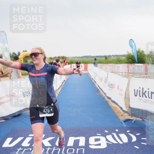 22.06.2025 - Viking Triathlon MichiJ http://msf.ph/oto/8113744 22.06.2025 16:44:52 Ziel 470 meine-sportfotos.de