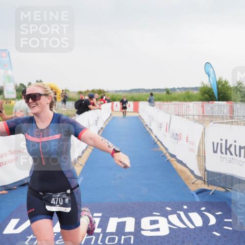 22.06.2025 - Viking Triathlon MichiJ http://msf.ph/oto/8113753 22.06.2025 16:44:52 Ziel 470 meine-sportfotos.de