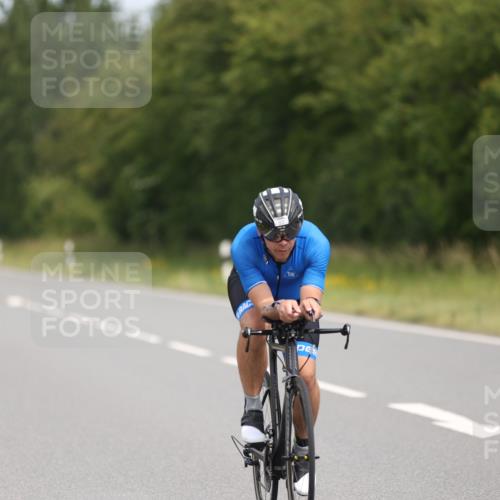 22.06.2025 - Viking Triathlon Yannick Fuchs http://msf.ph/oto/8113762 22.06.2025 12:15:18 Radfahren 153, 355, 440 meine-sportfotos.de