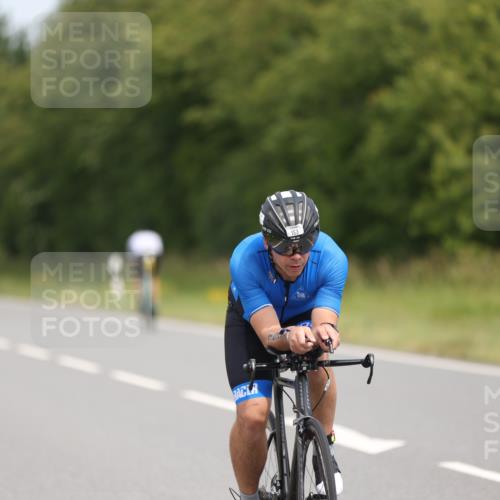 22.06.2025 - Viking Triathlon Yannick Fuchs http://msf.ph/oto/8113774 22.06.2025 12:15:18 Radfahren 153, 355, 440 meine-sportfotos.de
