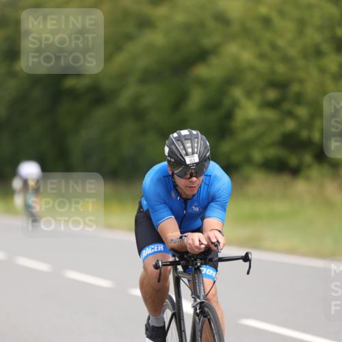 22.06.2025 - Viking Triathlon Yannick Fuchs http://msf.ph/oto/8113783 22.06.2025 12:15:18 Radfahren 153, 355, 440 meine-sportfotos.de