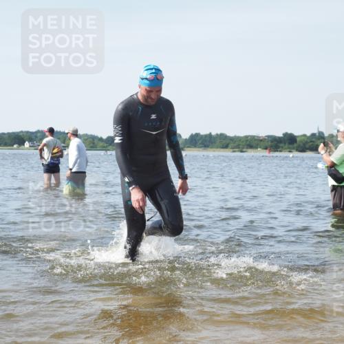 22.06.2025 - Viking Triathlon KatJ http://msf.ph/oto/8113786 22.06.2025 10:41:34 Schwimmen 54, 142, 194, 220, 376, 390, 505, 629 meine-sportfotos.de