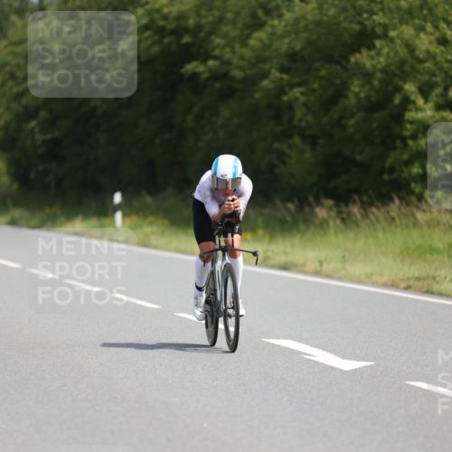 22.06.2025 - Viking Triathlon Yannick Fuchs http://msf.ph/oto/8113797 22.06.2025 11:38:57 Radfahren 137, 225, 264, 278, 628, 654 meine-sportfotos.de