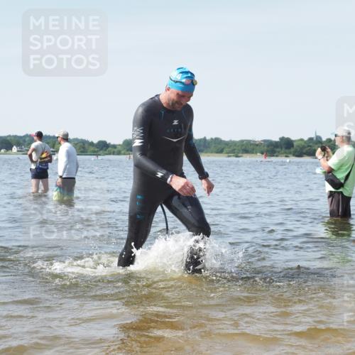 22.06.2025 - Viking Triathlon KatJ http://msf.ph/oto/8113801 22.06.2025 10:41:34 Schwimmen 54, 142, 194, 220, 376, 390, 505, 629 meine-sportfotos.de
