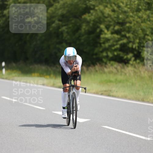 22.06.2025 - Viking Triathlon Yannick Fuchs http://msf.ph/oto/8113809 22.06.2025 11:38:57 Radfahren 137, 225, 264, 278, 628, 654 meine-sportfotos.de