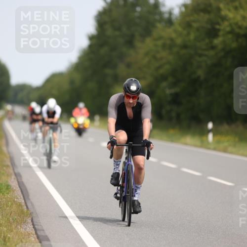 22.06.2025 - Viking Triathlon Yannick Fuchs http://msf.ph/oto/8113820 22.06.2025 12:15:30 Radfahren 22, 211, 275, 641 meine-sportfotos.de