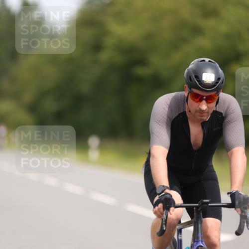 22.06.2025 - Viking Triathlon Yannick Fuchs http://msf.ph/oto/8113891 22.06.2025 12:15:31 Radfahren 22, 211, 275, 641 meine-sportfotos.de