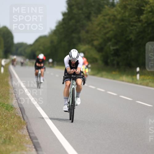22.06.2025 - Viking Triathlon Yannick Fuchs http://msf.ph/oto/8113916 22.06.2025 12:15:32 Radfahren 22, 211, 275, 641 meine-sportfotos.de