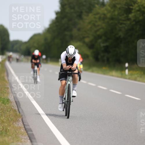22.06.2025 - Viking Triathlon Yannick Fuchs http://msf.ph/oto/8113926 22.06.2025 12:15:32 Radfahren 22, 211, 275, 641 meine-sportfotos.de