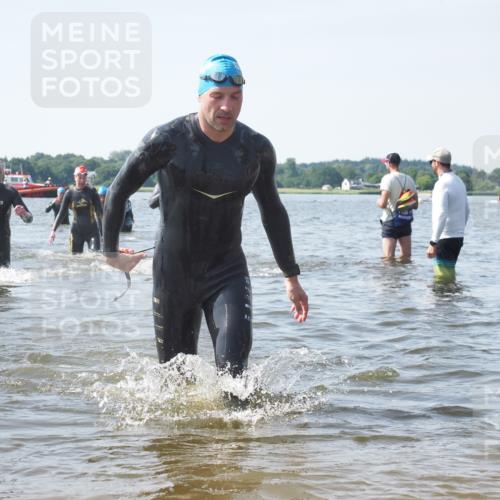 22.06.2025 - Viking Triathlon KatJ http://msf.ph/oto/8113928 22.06.2025 10:41:40 Schwimmen 58, 142, 194, 220, 505, 625, 629 meine-sportfotos.de