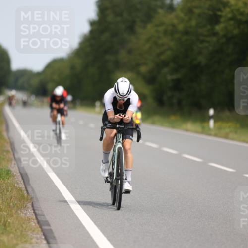 22.06.2025 - Viking Triathlon Yannick Fuchs http://msf.ph/oto/8113938 22.06.2025 12:15:33 Radfahren 22, 211, 275, 641 meine-sportfotos.de