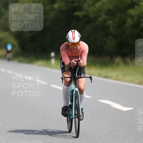 22.06.2025 - Viking Triathlon Yannick Fuchs http://msf.ph/oto/8113957 22.06.2025 11:39:20 Radfahren 64, 133, 142, 146, 175, 213, 224, 226, 406, 615 meine-sportfotos.de
