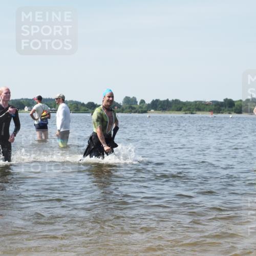22.06.2025 - Viking Triathlon KatJ http://msf.ph/oto/8113972 22.06.2025 10:41:44 Schwimmen 58, 142, 194, 220, 221, 505, 625, 629 meine-sportfotos.de
