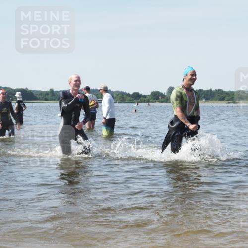 22.06.2025 - Viking Triathlon KatJ http://msf.ph/oto/8113994 22.06.2025 10:41:44 Schwimmen 58, 142, 194, 220, 221, 505, 625, 629 meine-sportfotos.de