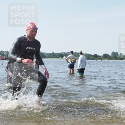 22.06.2025 - Viking Triathlon KatJ http://msf.ph/oto/8114147 22.06.2025 10:41:48 Schwimmen 58, 142, 194, 220, 221, 625, 629 meine-sportfotos.de