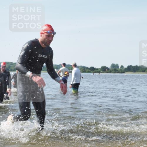 22.06.2025 - Viking Triathlon KatJ http://msf.ph/oto/8114179 22.06.2025 10:41:48 Schwimmen 58, 142, 194, 220, 221, 625, 629 meine-sportfotos.de