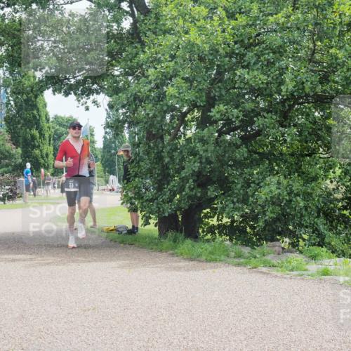22.06.2025 - Viking Triathlon KatJ http://msf.ph/oto/8114189 22.06.2025 12:51:53 Laufen 33 meine-sportfotos.de