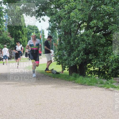 22.06.2025 - Viking Triathlon KatJ http://msf.ph/oto/8114386 22.06.2025 12:52:10 Laufen 289 meine-sportfotos.de