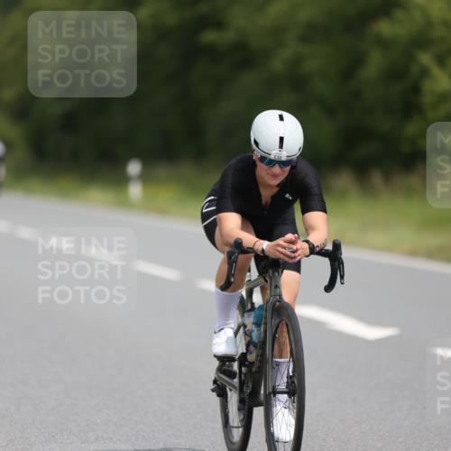 22.06.2025 - Viking Triathlon Yannick Fuchs http://msf.ph/oto/8114527 22.06.2025 12:16:04 Radfahren 95, 132, 229, 271, 284, 294, 359, 370, 486, 510, 530 meine-sportfotos.de