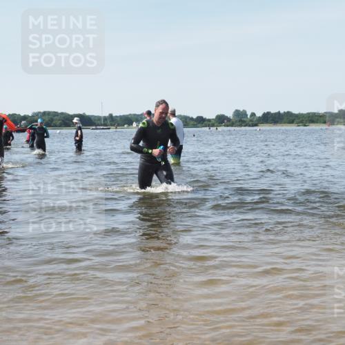 22.06.2025 - Viking Triathlon KatJ http://msf.ph/oto/8114540 22.06.2025 10:42:07 Schwimmen 78, 159, 199, 281, 290, 460 meine-sportfotos.de