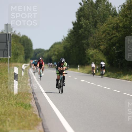 22.06.2025 - Viking Triathlon Yannick Fuchs http://msf.ph/oto/8114588 22.06.2025 11:39:39 Radfahren 18, 113, 261, 461, 522, 546, 612, 650 meine-sportfotos.de