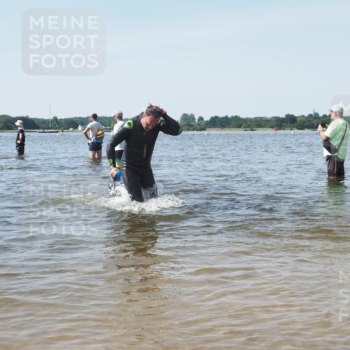 22.06.2025 - Viking Triathlon KatJ http://msf.ph/oto/8114594 22.06.2025 10:42:08 Schwimmen 78, 159, 199, 281, 290, 460 meine-sportfotos.de