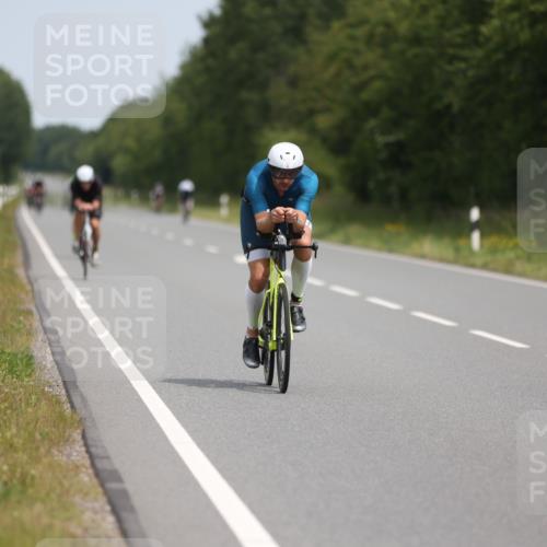 22.06.2025 - Viking Triathlon Yannick Fuchs http://msf.ph/oto/8114608 22.06.2025 12:16:09 Radfahren 30, 95, 132, 229, 271, 294, 331, 348, 359, 486, 505, 510 meine-sportfotos.de