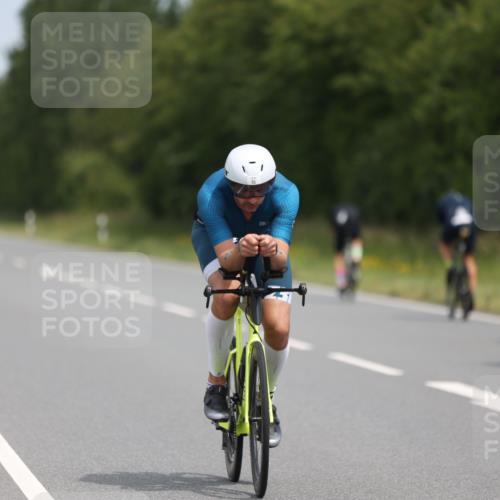 22.06.2025 - Viking Triathlon Yannick Fuchs http://msf.ph/oto/8114638 22.06.2025 12:16:10 Radfahren 30, 95, 132, 271, 294, 331, 348, 359, 486, 505, 510 meine-sportfotos.de