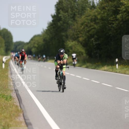 22.06.2025 - Viking Triathlon Yannick Fuchs http://msf.ph/oto/8114639 22.06.2025 11:39:40 Radfahren 18, 113, 261, 461, 467, 522, 546, 612, 650 meine-sportfotos.de