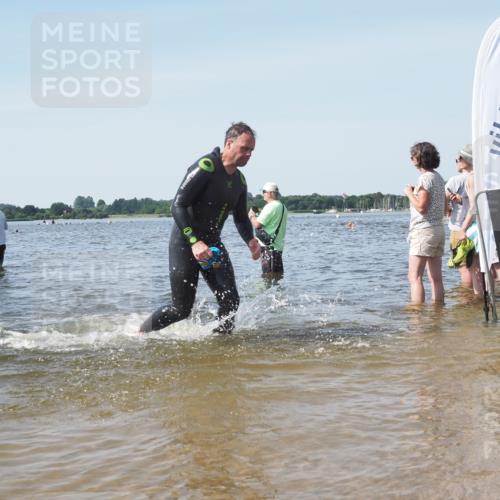 22.06.2025 - Viking Triathlon KatJ http://msf.ph/oto/8114644 22.06.2025 10:42:09 Schwimmen 78, 159, 199, 281, 290, 460, 465 meine-sportfotos.de