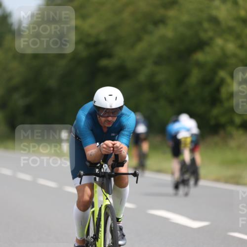 22.06.2025 - Viking Triathlon Yannick Fuchs http://msf.ph/oto/8114652 22.06.2025 12:16:11 Radfahren 30, 95, 132, 271, 331, 348, 359, 505 meine-sportfotos.de