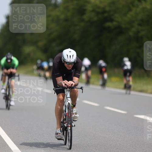 22.06.2025 - Viking Triathlon Yannick Fuchs http://msf.ph/oto/8114747 22.06.2025 12:16:14 Radfahren 30, 95, 331, 348, 359, 429, 505 meine-sportfotos.de