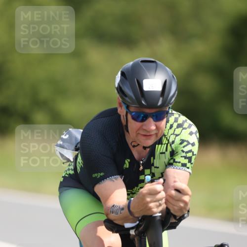 22.06.2025 - Viking Triathlon Yannick Fuchs http://msf.ph/oto/8114761 22.06.2025 11:39:43 Radfahren 19, 113, 261, 377, 407, 461, 467, 546, 650 meine-sportfotos.de