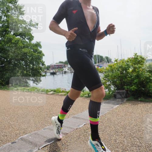 22.06.2025 - Viking Triathlon KatJ http://msf.ph/oto/8114781 22.06.2025 12:52:21 Laufen 367 meine-sportfotos.de