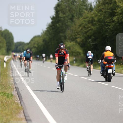 22.06.2025 - Viking Triathlon Yannick Fuchs http://msf.ph/oto/8114786 22.06.2025 11:39:45 Radfahren 19, 38, 113, 261, 377, 407, 461, 467, 546, 650 meine-sportfotos.de