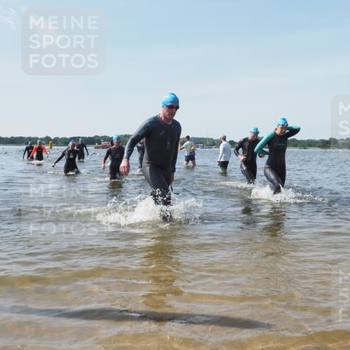 22.06.2025 - Viking Triathlon KatJ http://msf.ph/oto/8114886 22.06.2025 10:42:21 Schwimmen 16, 65, 192, 281, 290, 318, 326, 460, 465 meine-sportfotos.de